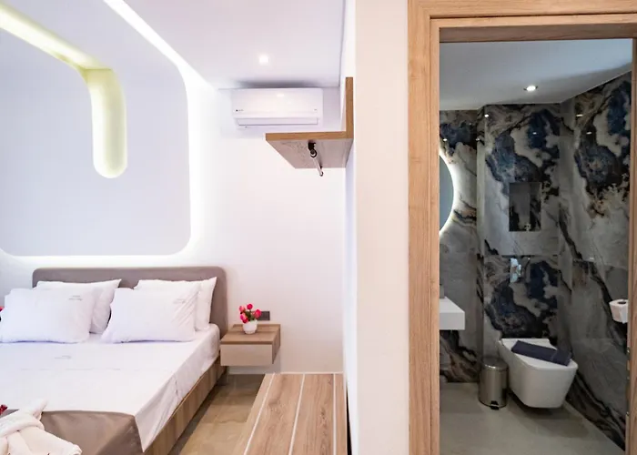 Sotiris Luxury לימנריה