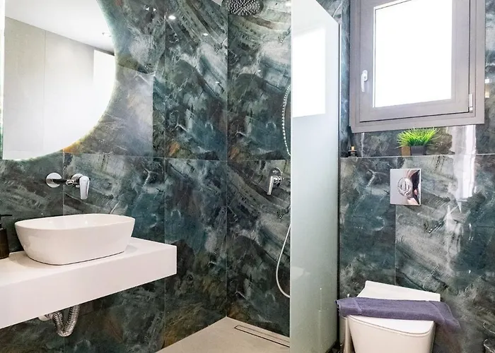 Sotiris Luxury לימנריה