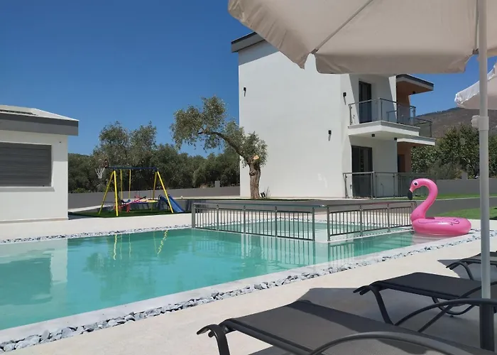 Sotiris Luxury וילה