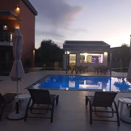 Sotiris Luxury * Λιμενάρια